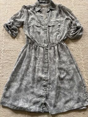 Maurices Gray Floral Midi Shirt Dress